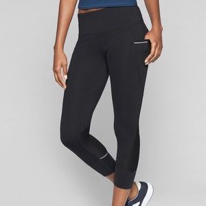 Athleta Relay Capri Tights